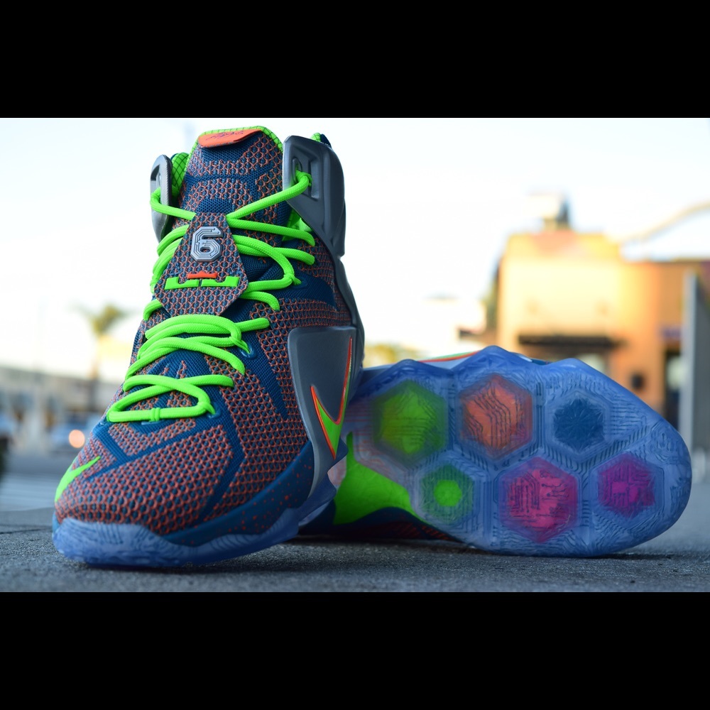 Nike LeBron XII GS 12 'Trillion Dollar Man' Reflective Blue/Bright Orange 6.5Y - Picture 2 of 15